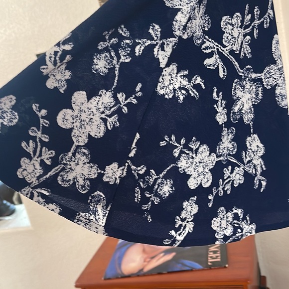 Angl small - Picture 2 of 4